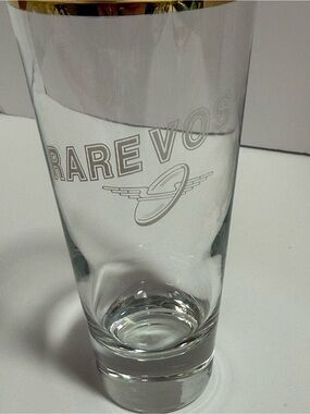 Brewery Ommegang Rare Vos Craft Beer Glass Gold Rim Pint Tumbler Barware Vintage